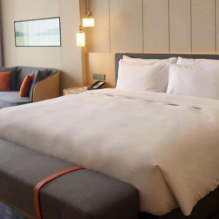 Wyndham Grand Zhaoqing Downtown Hotel ภายนอก รูปภาพ