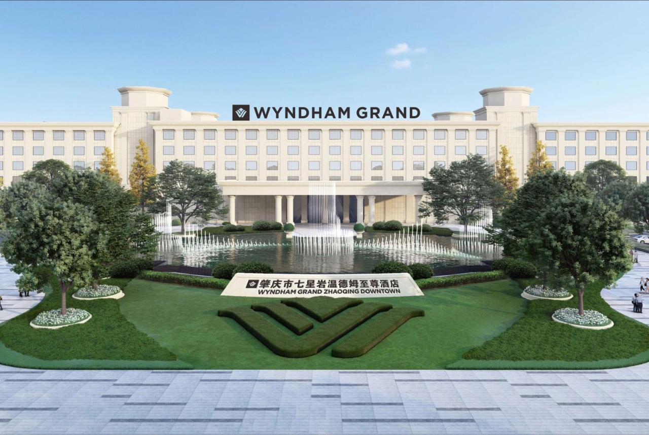 Wyndham Grand Zhaoqing Downtown Hotel ภายนอก รูปภาพ