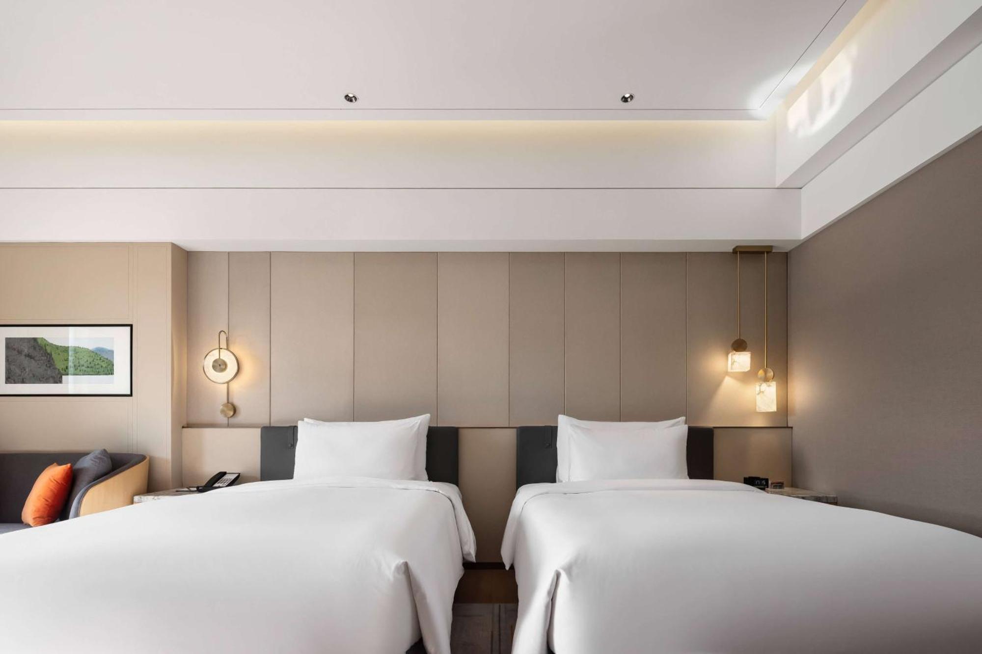 Wyndham Grand Zhaoqing Downtown Hotel ภายนอก รูปภาพ
